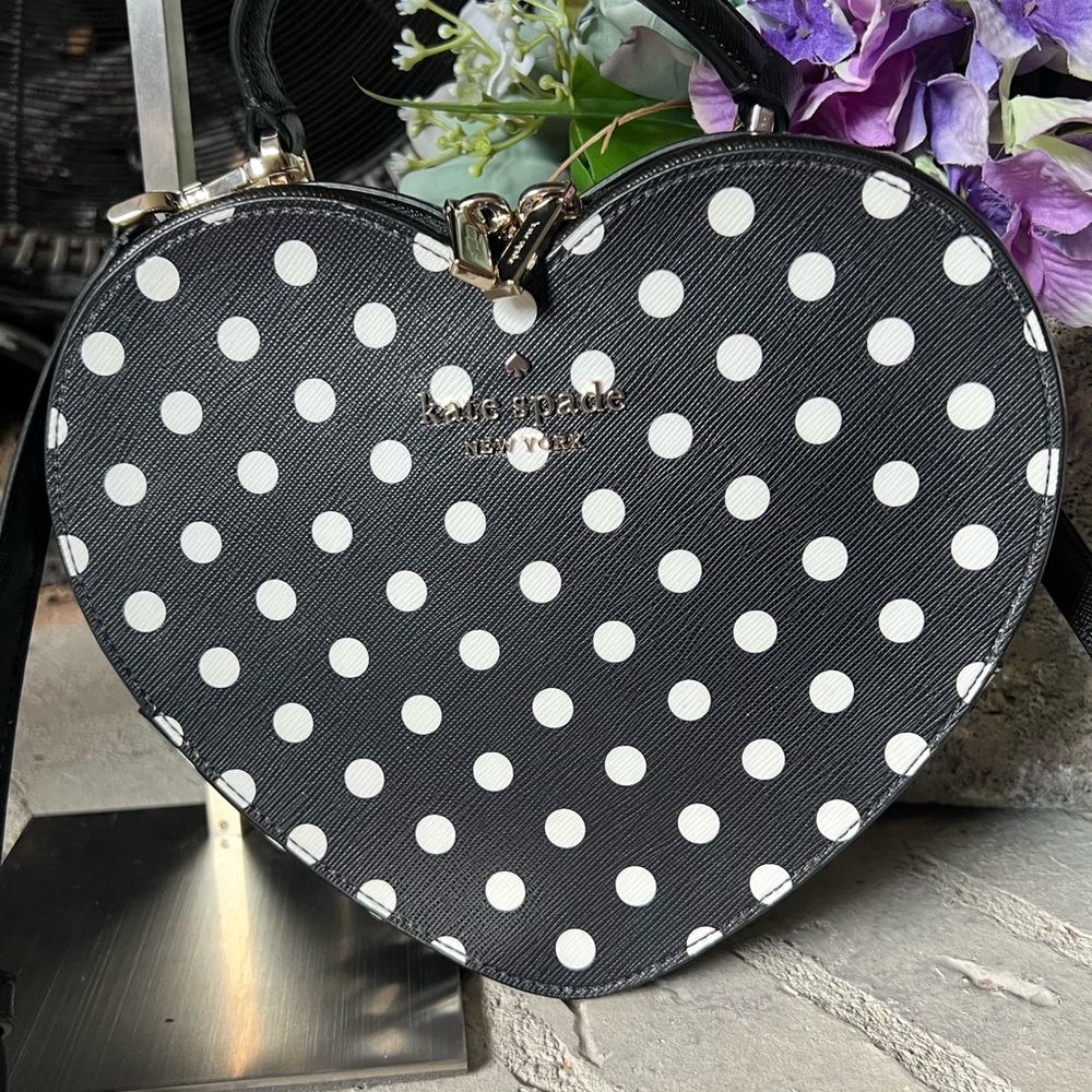 Kate Spade New York Love Shack Heart Crossbody in Polka Dot